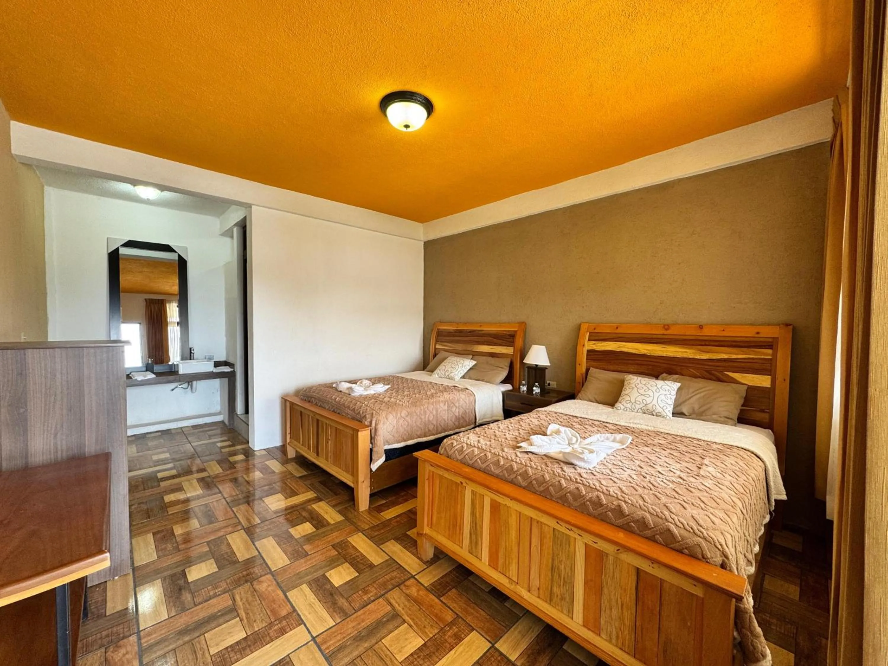 Photo of the whole room, Bed in Hotel Mercy