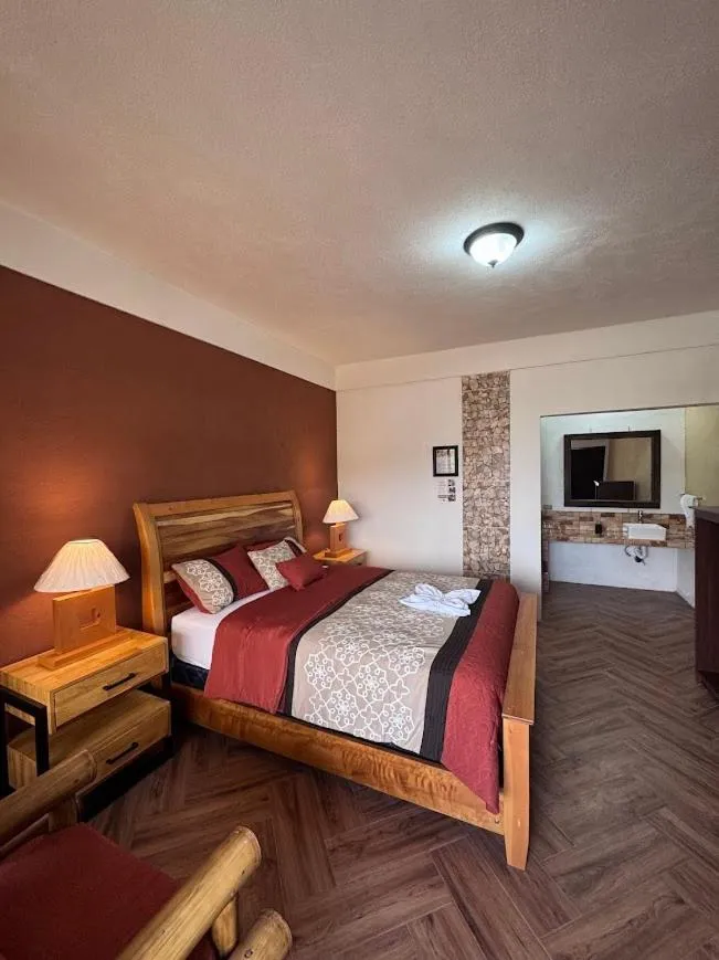 Photo of the whole room, Bed in Hotel Mercy