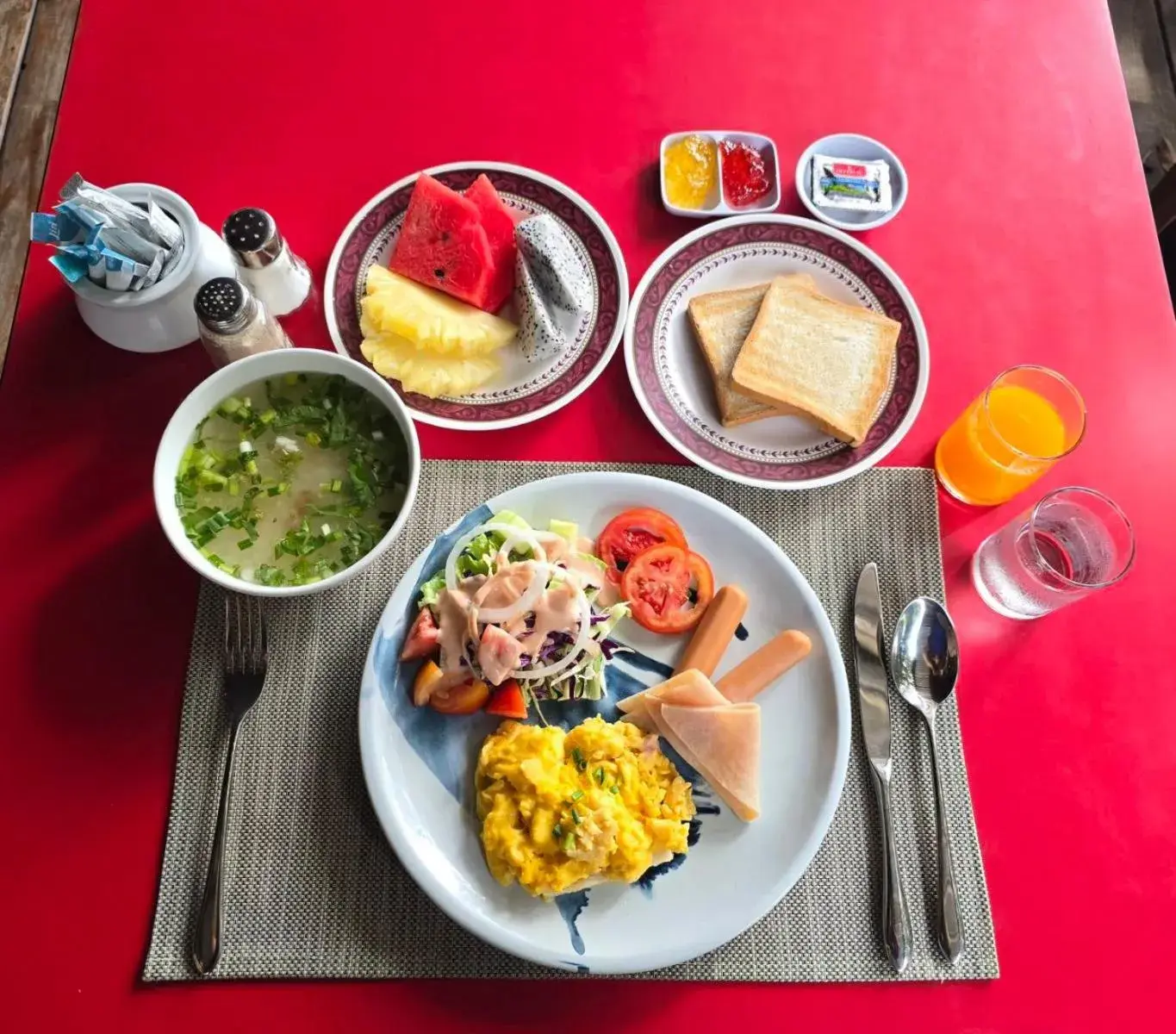 Breakfast in First Pacific Cirrus Breakfast in First Pacific Cirrus