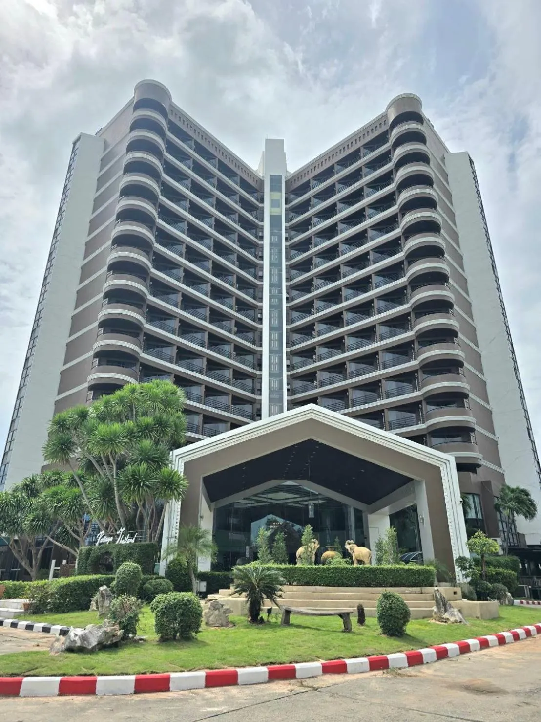 Property building in First Pacific Cirrus