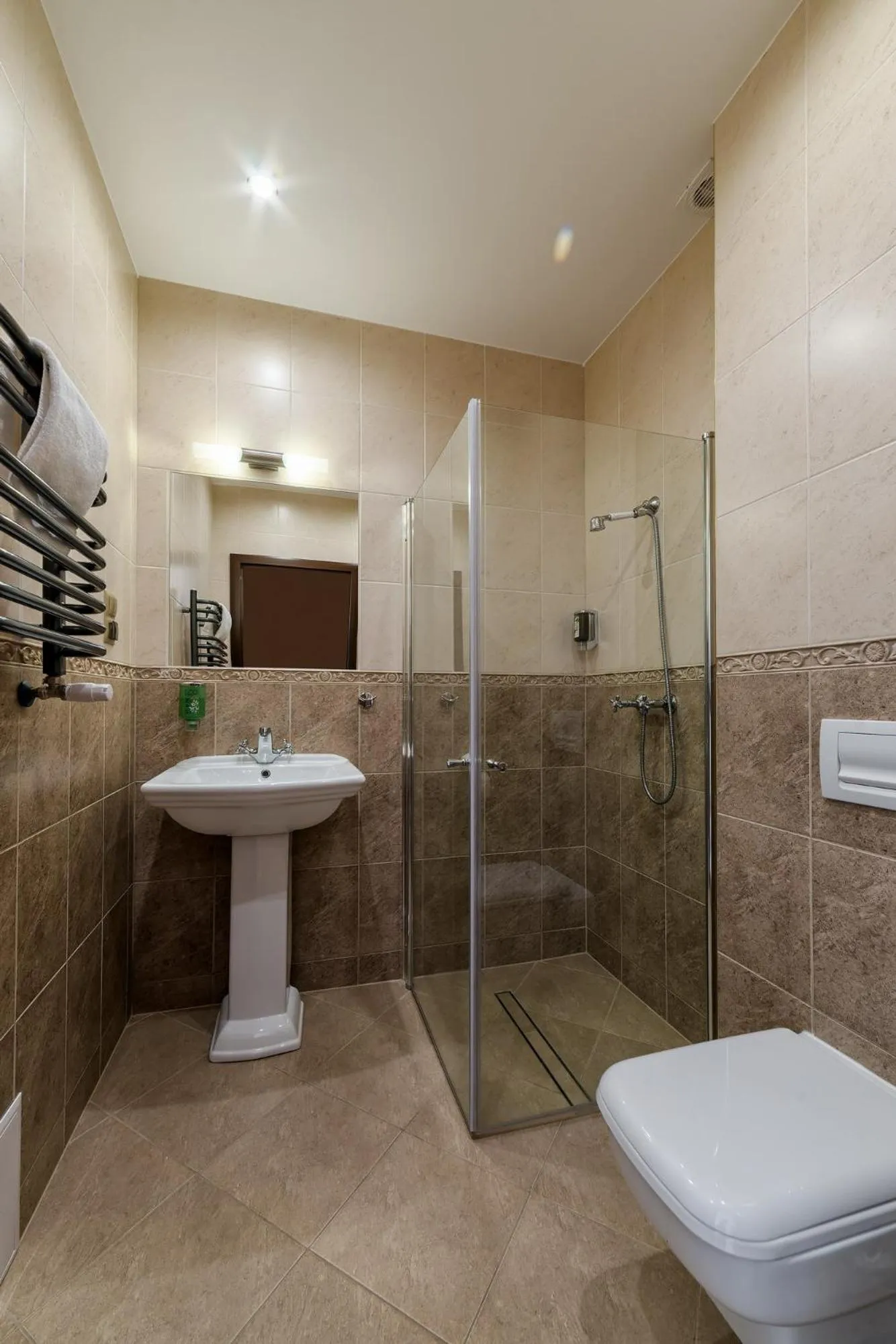 Shower in Pałac Kłanino