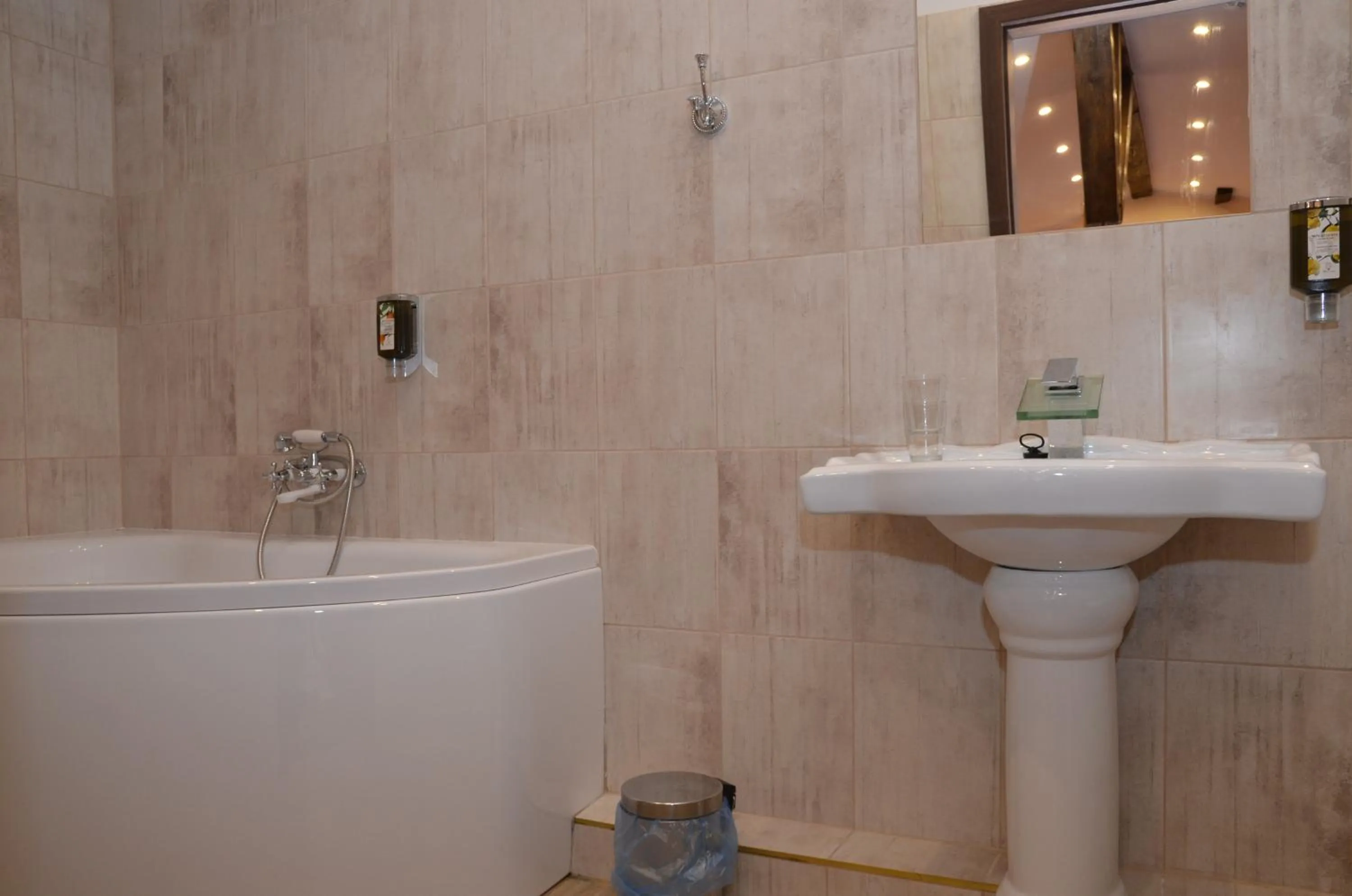 Bathroom in Pałac Kłanino