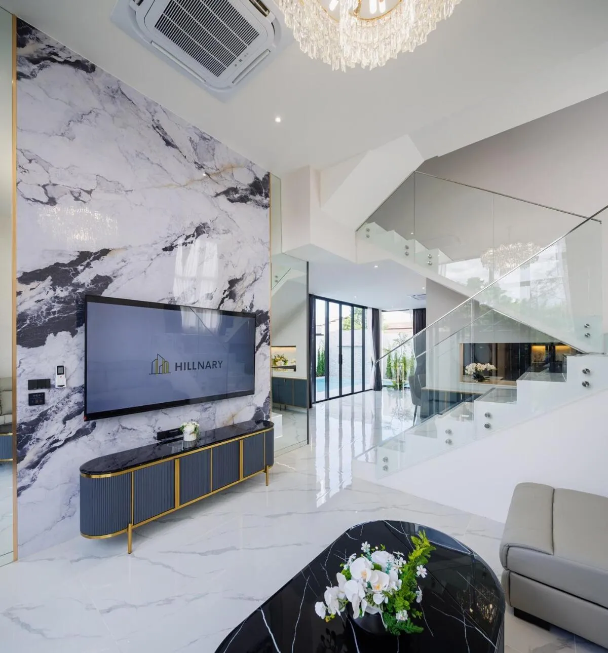 A9 Airport Modern Pool Villa