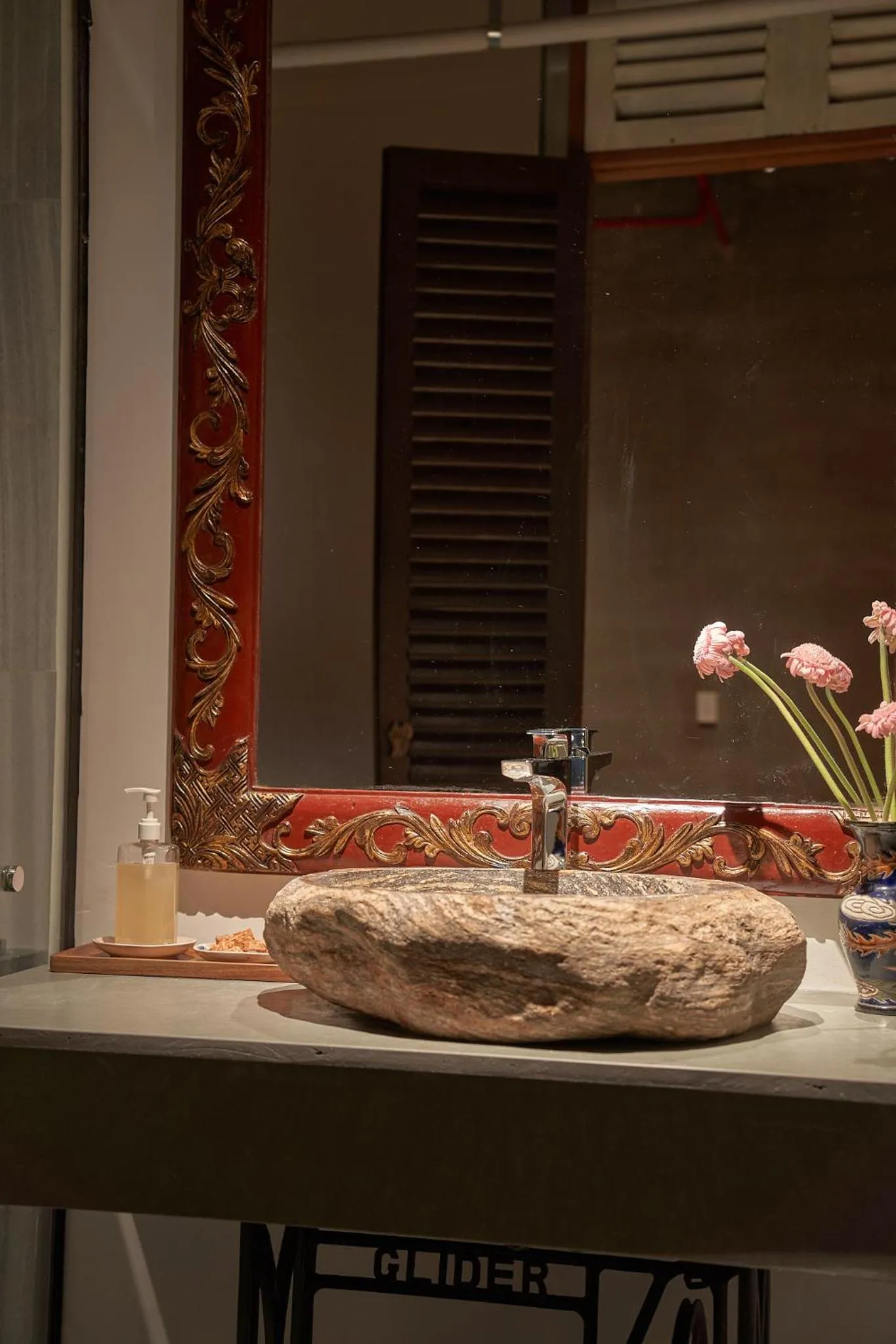 Bathroom in Anima Saigon Boutique - Vietnamese Contemporary Art Hotel