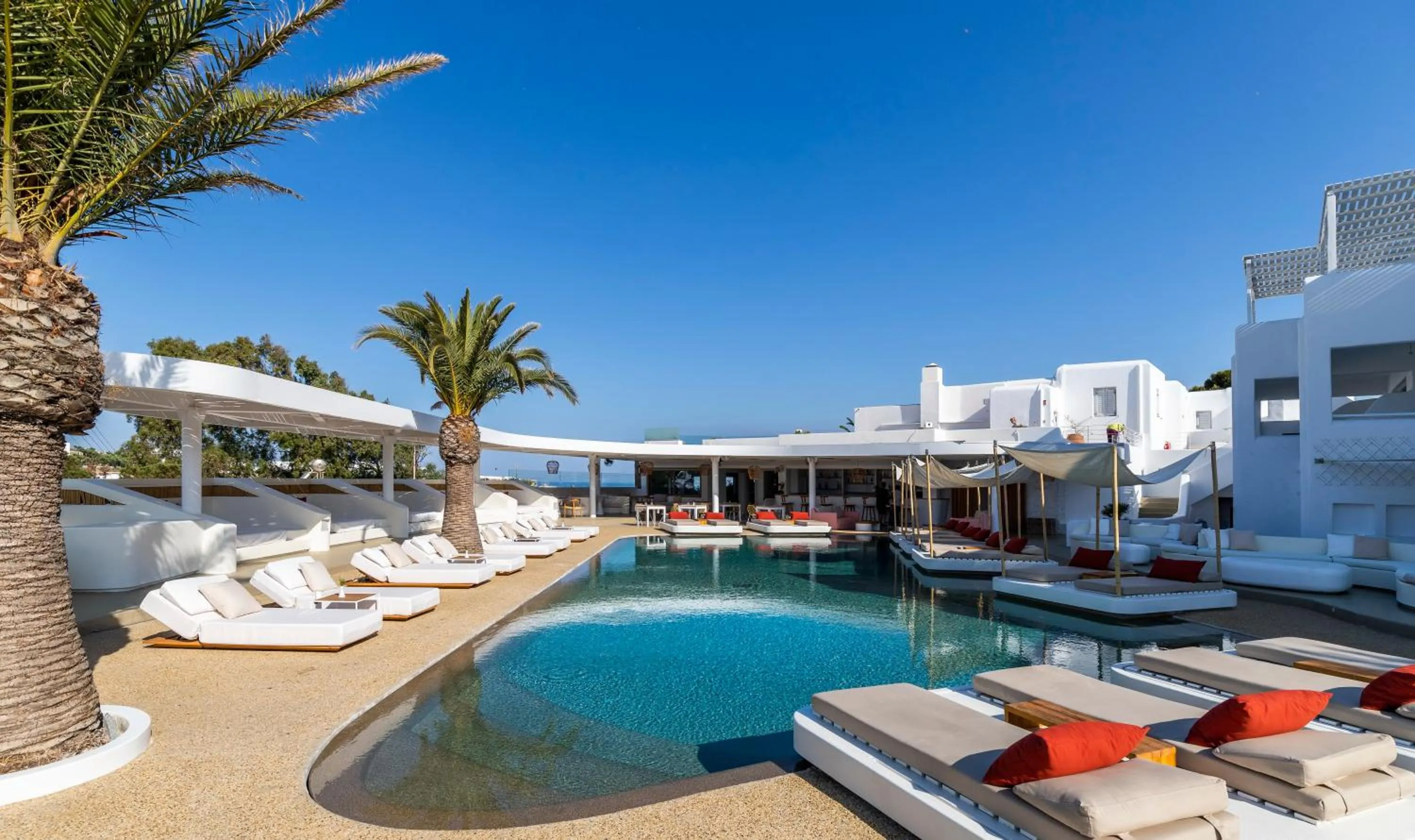 Swimming pool in Andronikos Hotel