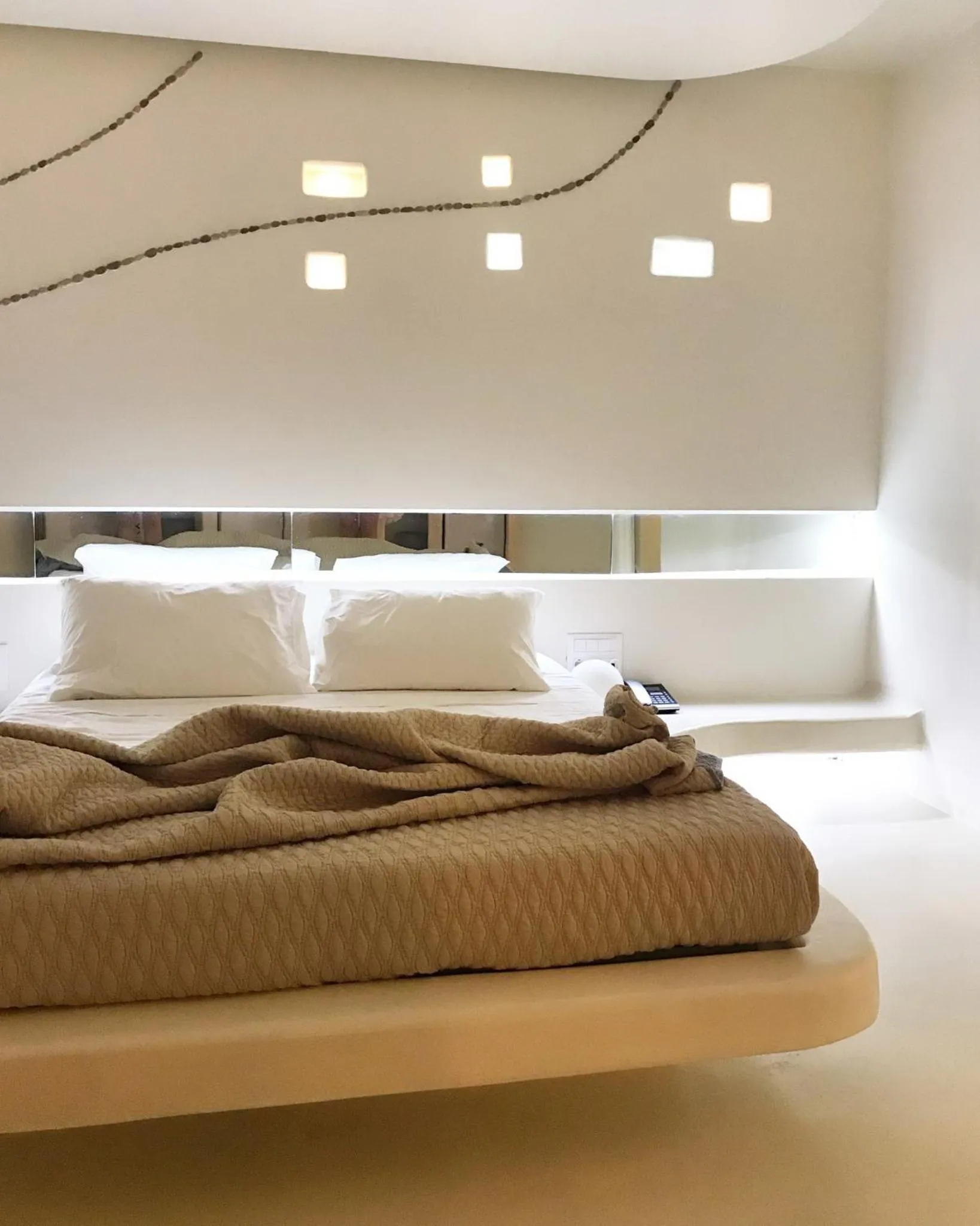 Bed in Andronikos Hotel