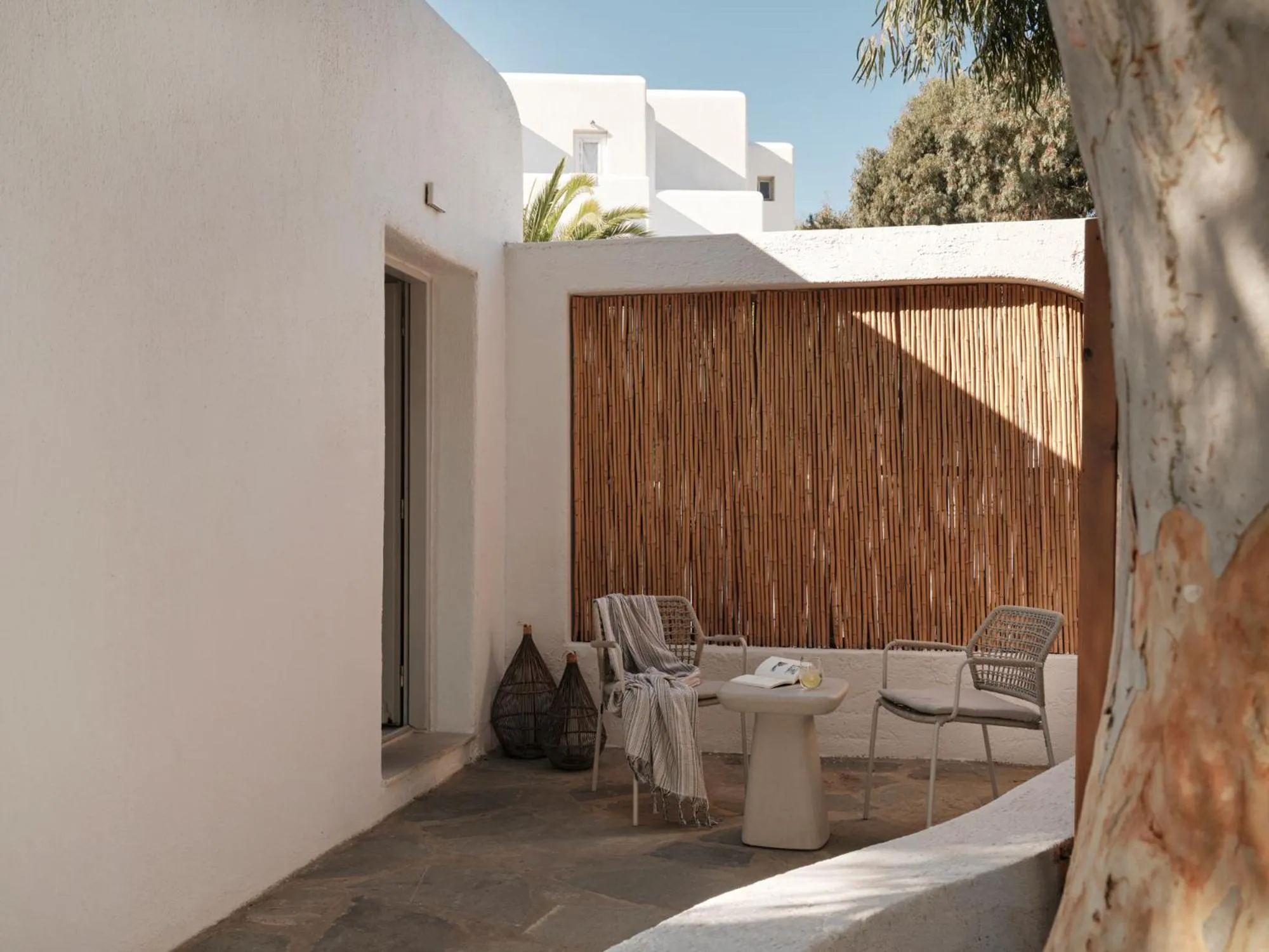 Garden in Andronikos Hotel