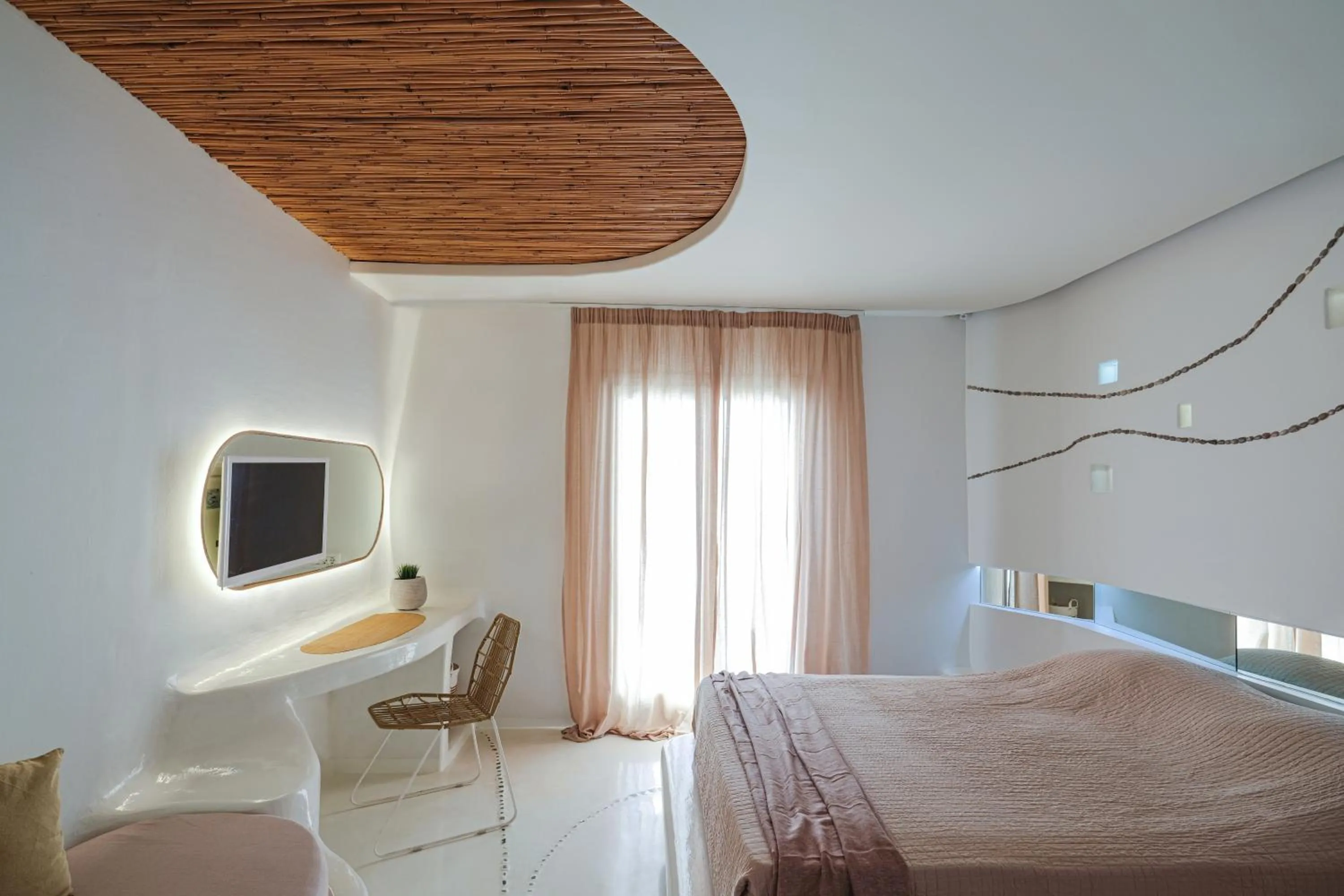 Bedroom, Bed in Andronikos Hotel