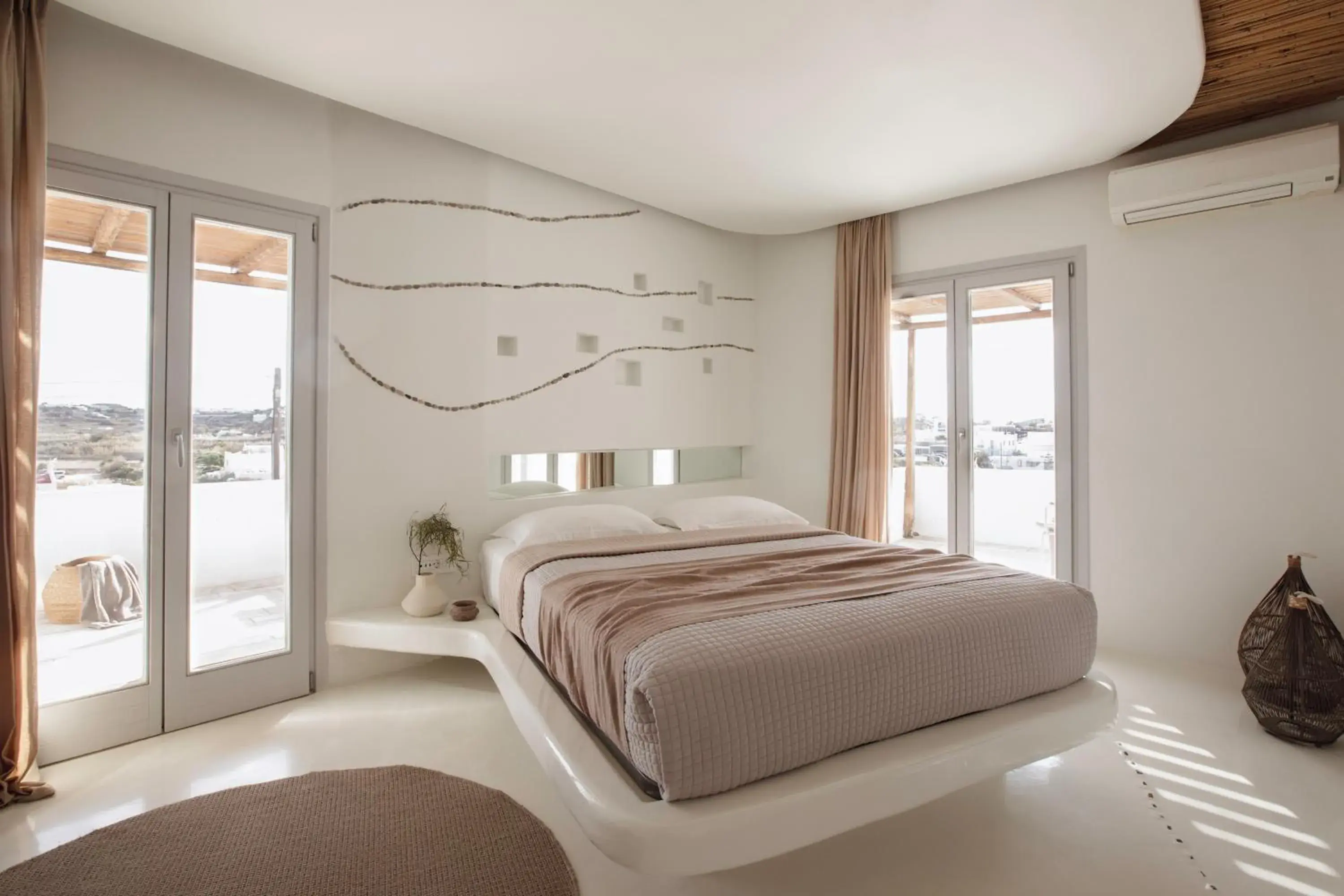 Bed in Andronikos Hotel Bed in Andronikos Hotel