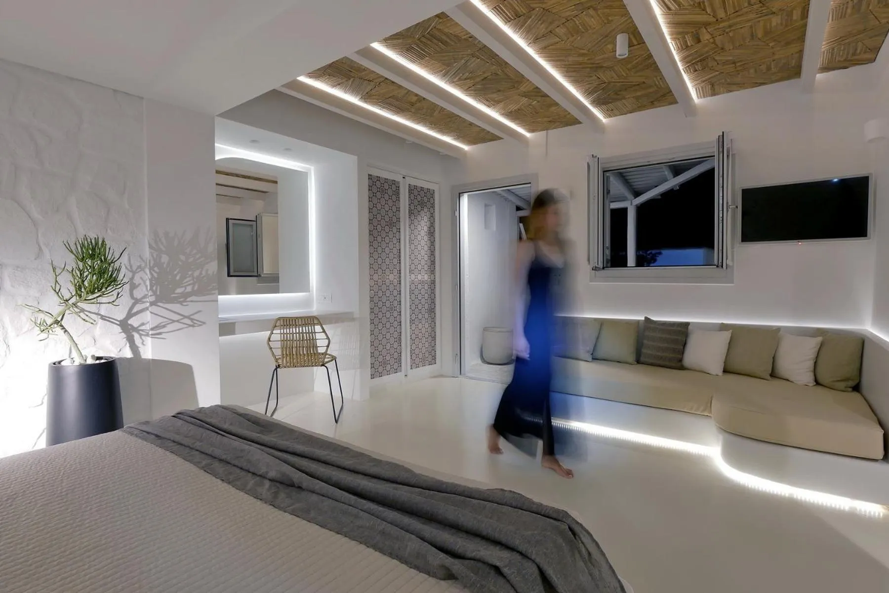 Bed in Andronikos Hotel