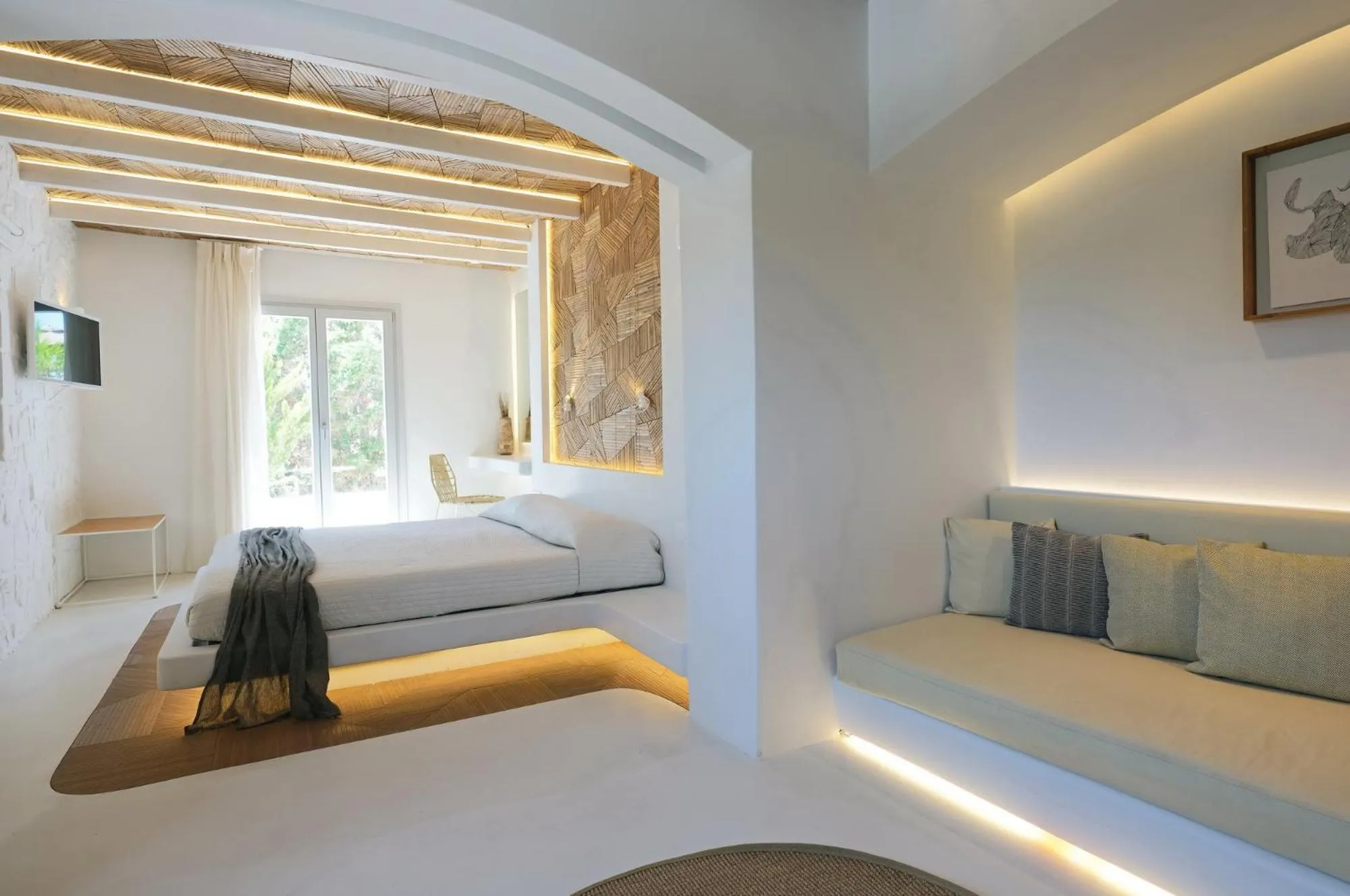 Bed in Andronikos Hotel