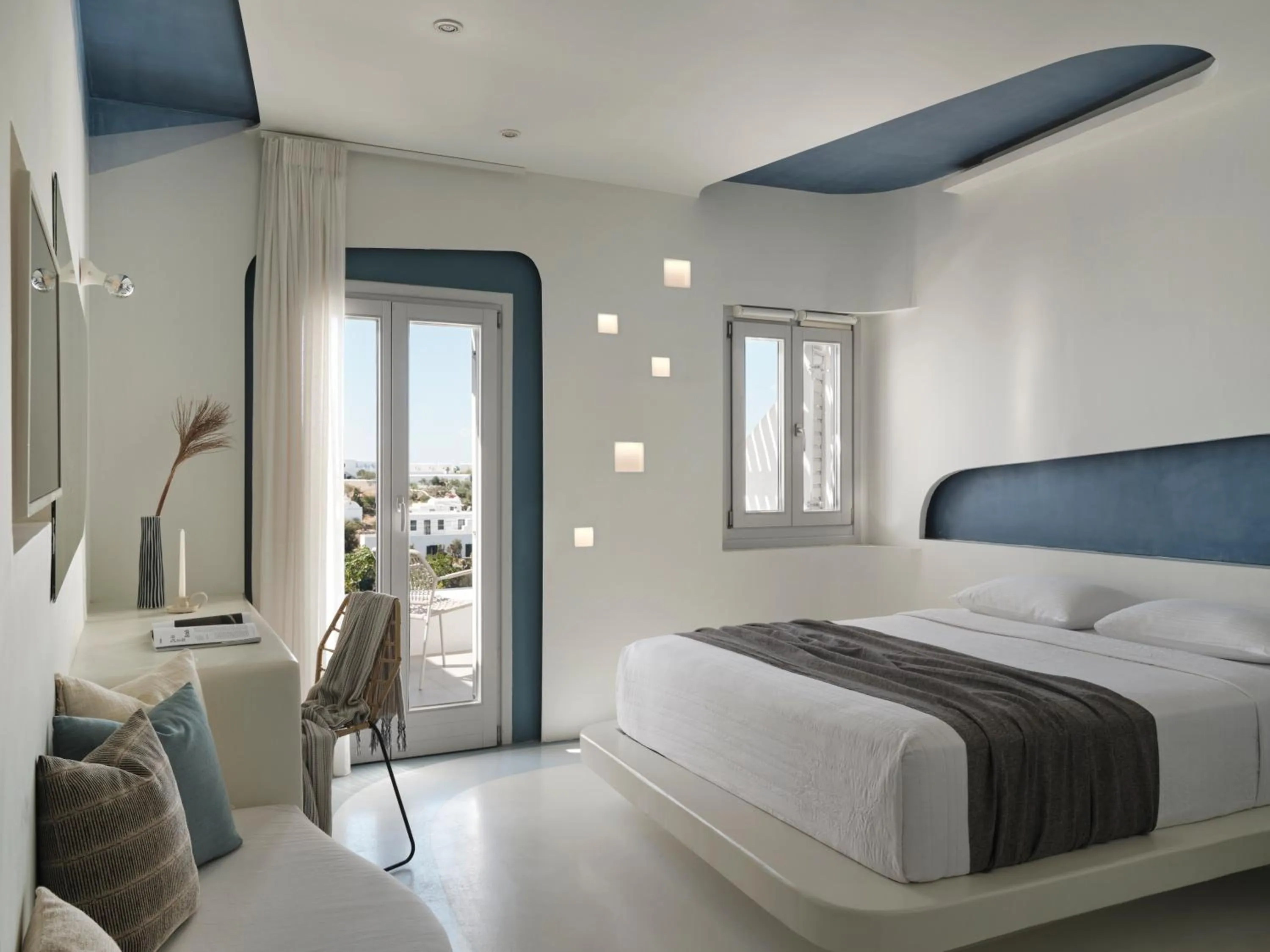 Bed in Andronikos Hotel