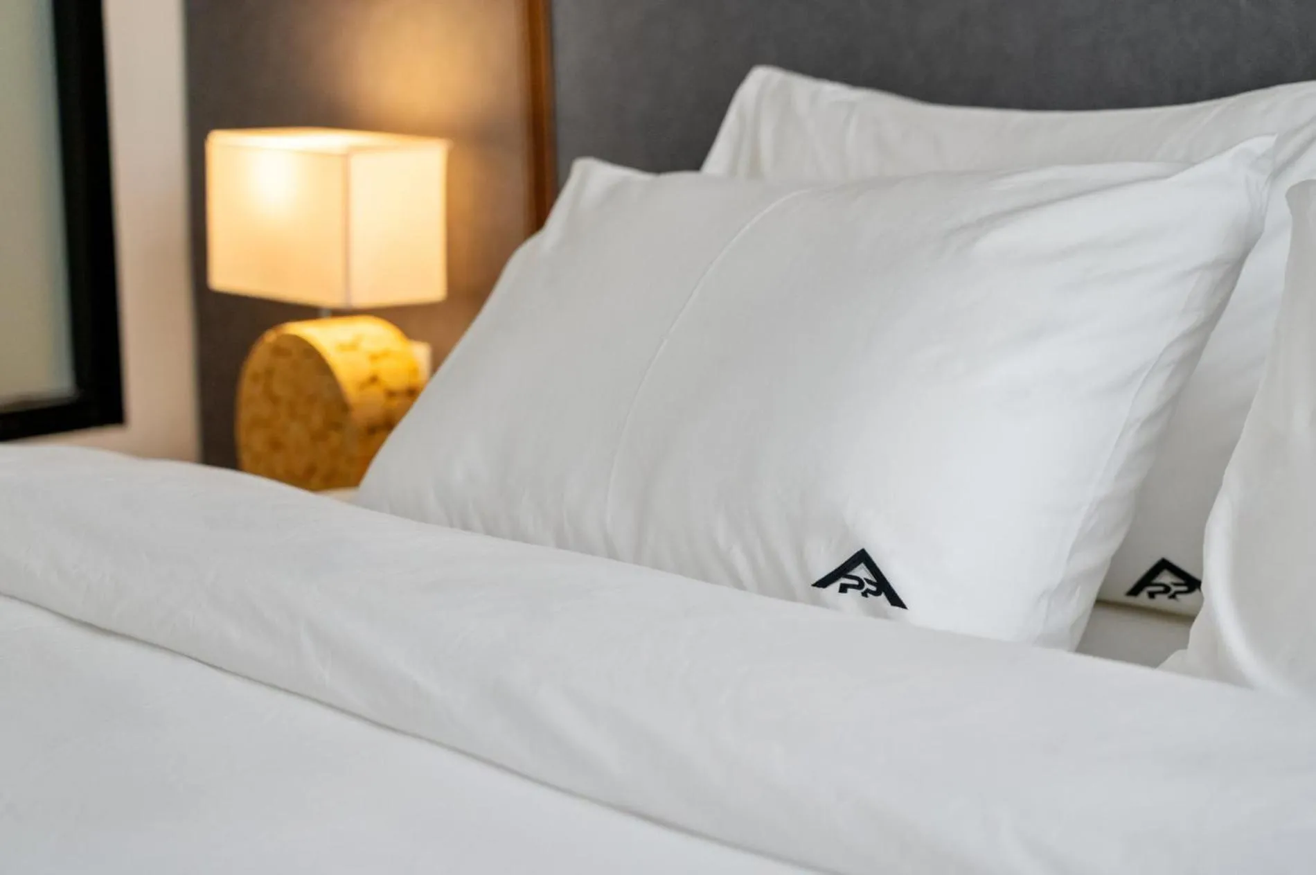 Floor plan, Bed in Modern 1506 Condo in Wyndham Gardens on the beach