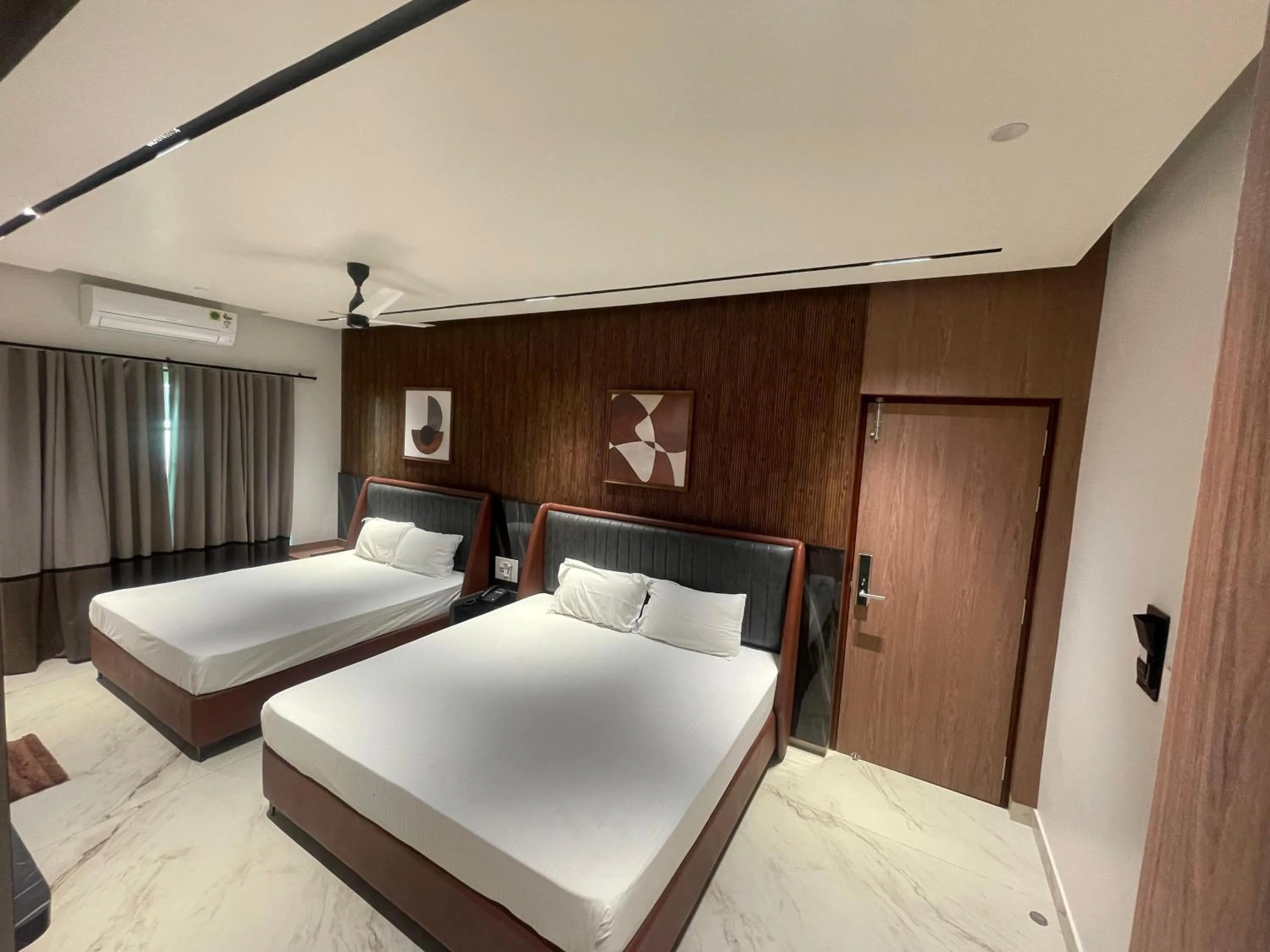 Bed in KB MARINA PARk