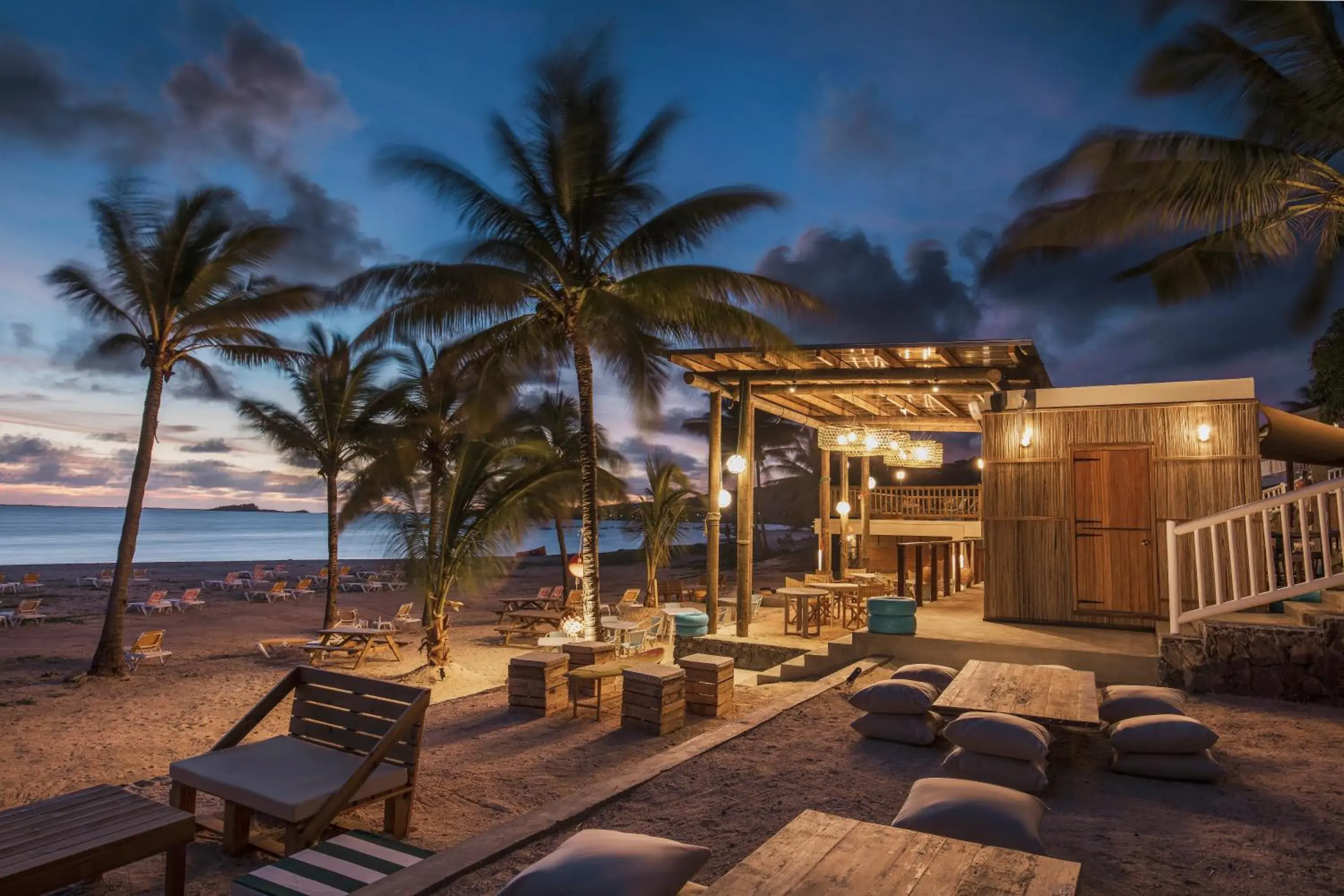 Lounge or bar in C Rodrigues Mourouk - Rodrigues Island Lounge or bar in C Rodrigues Mourouk - Rodrigues Island