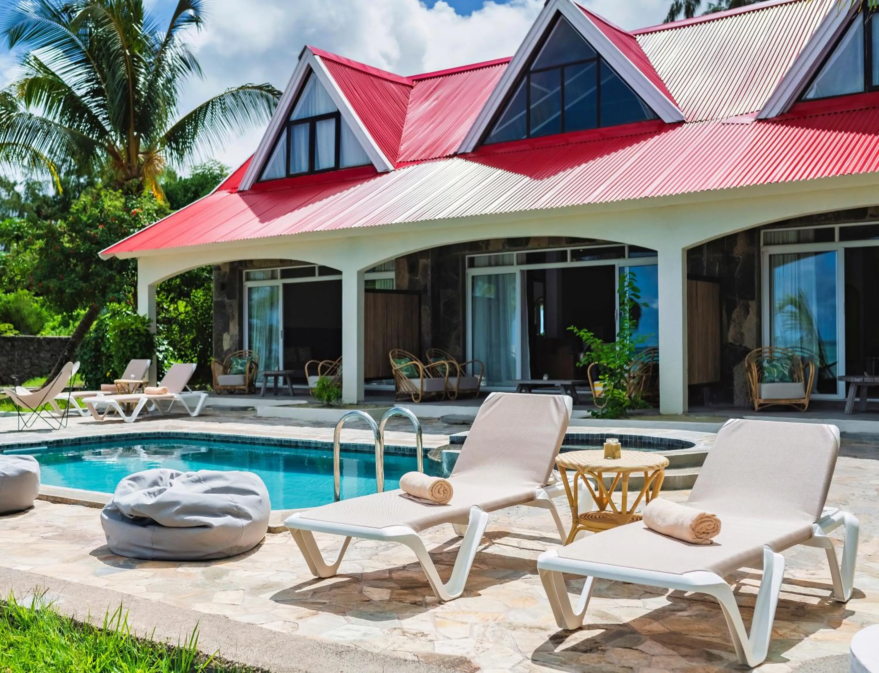 Pool view in C Rodrigues Mourouk - Rodrigues Island