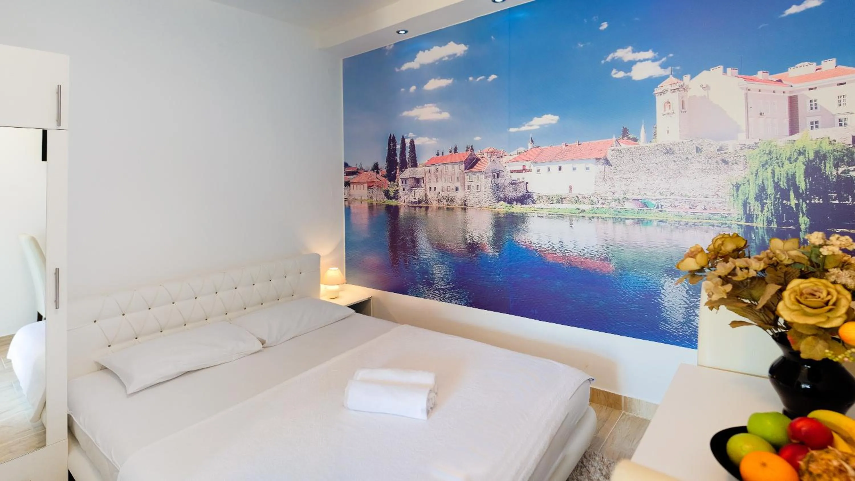 Apartment with Garden View - single occupancy in City Apartments