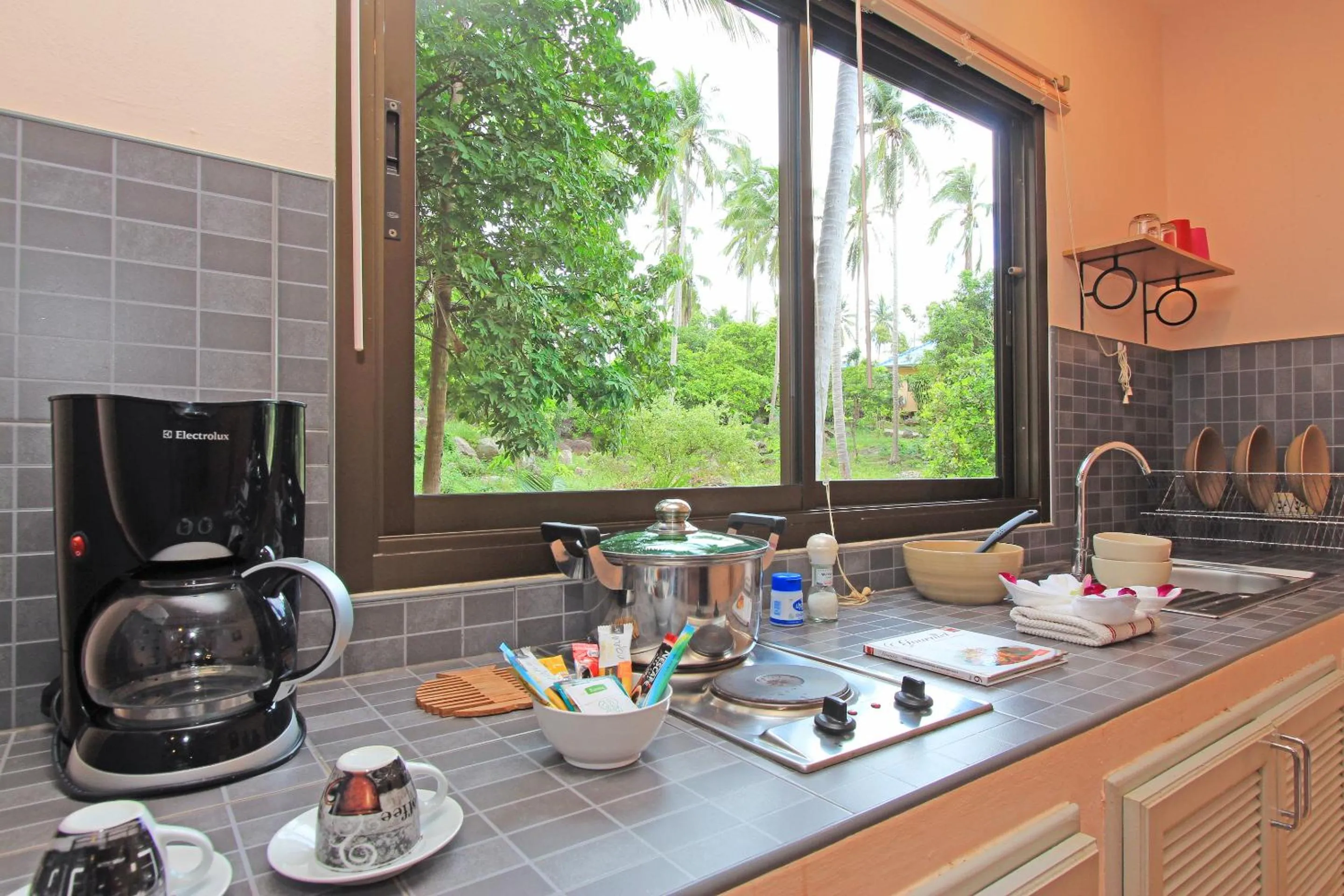 Kitchen or kitchenette in Soleil D'asie Residence