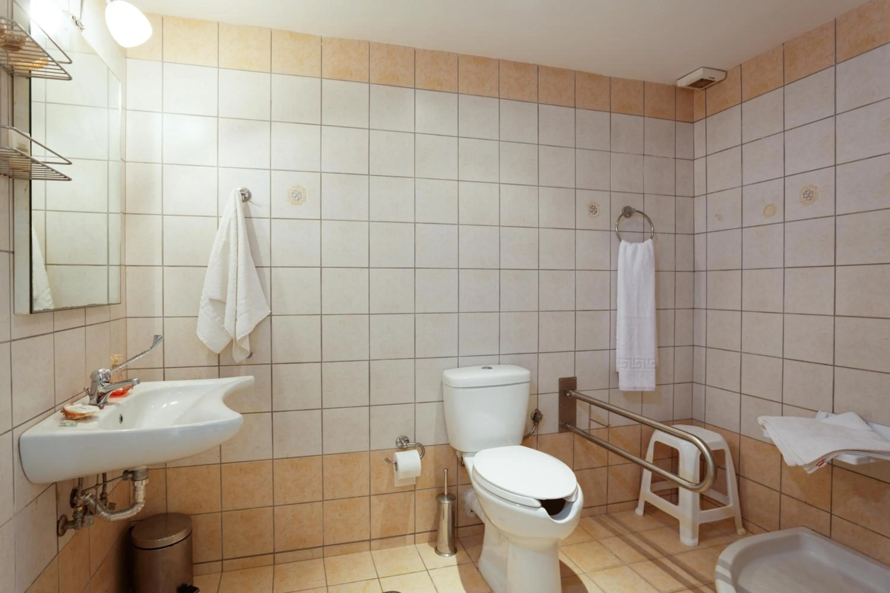 Bathroom in Fotis Studios Apartments