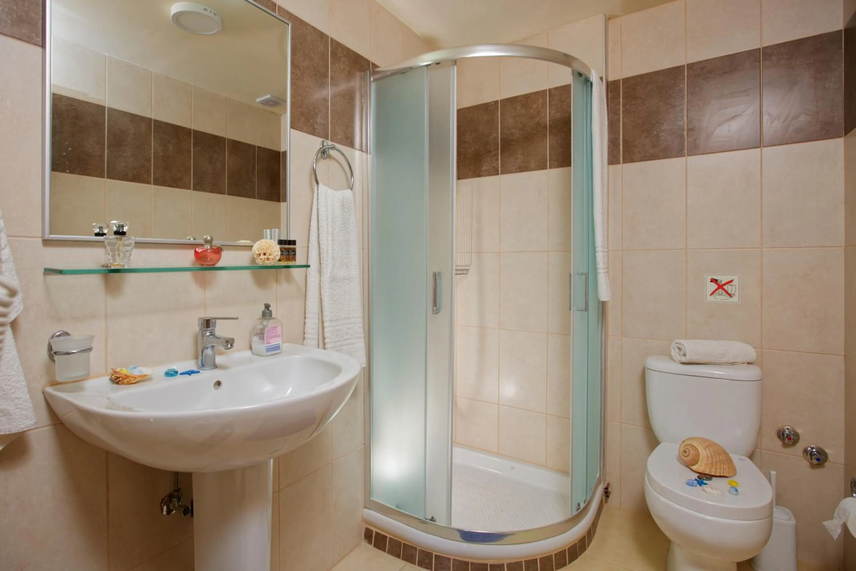 Bathroom in Fotis Studios Apartments