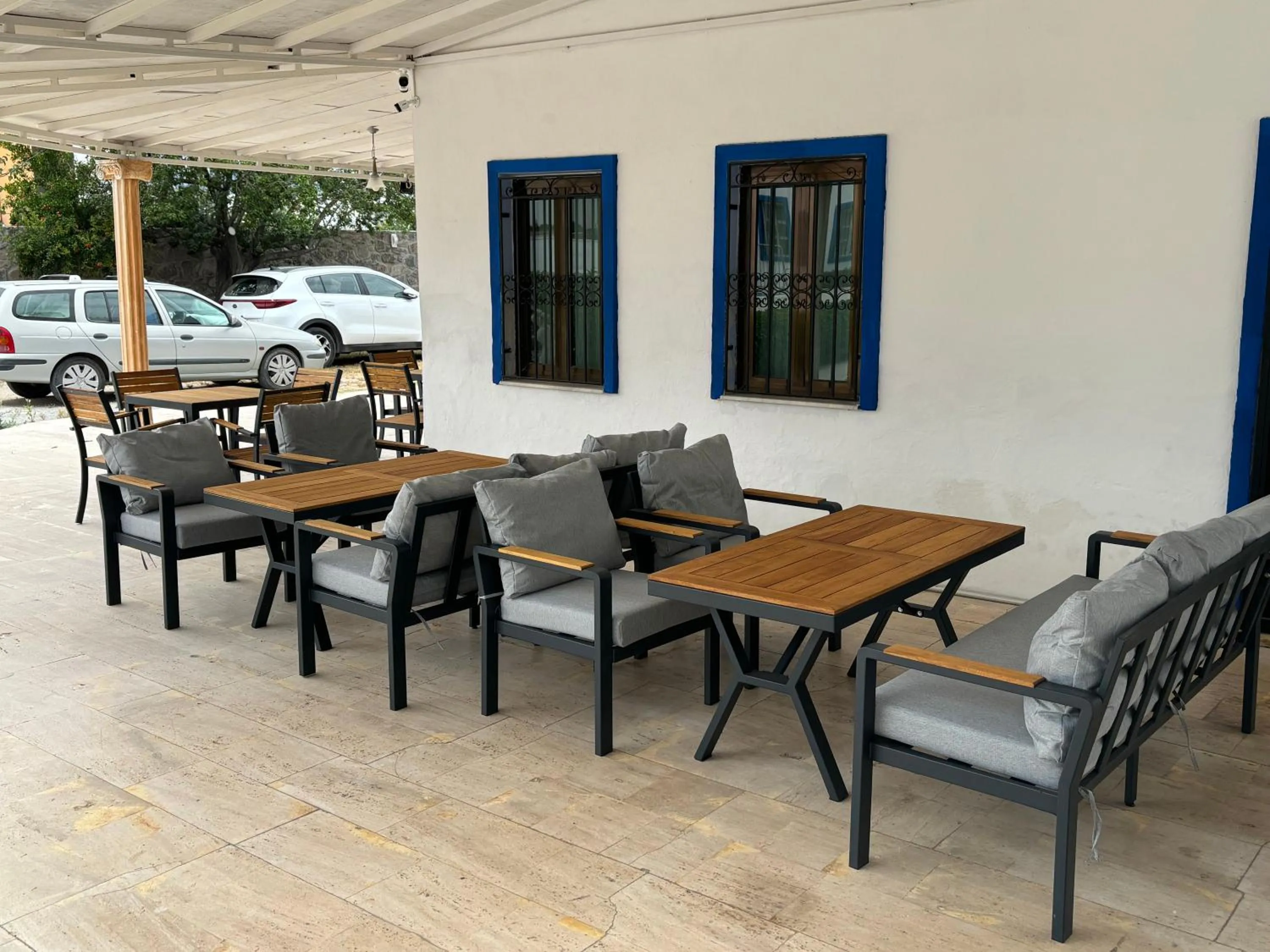 Seating area in Ege Apartments