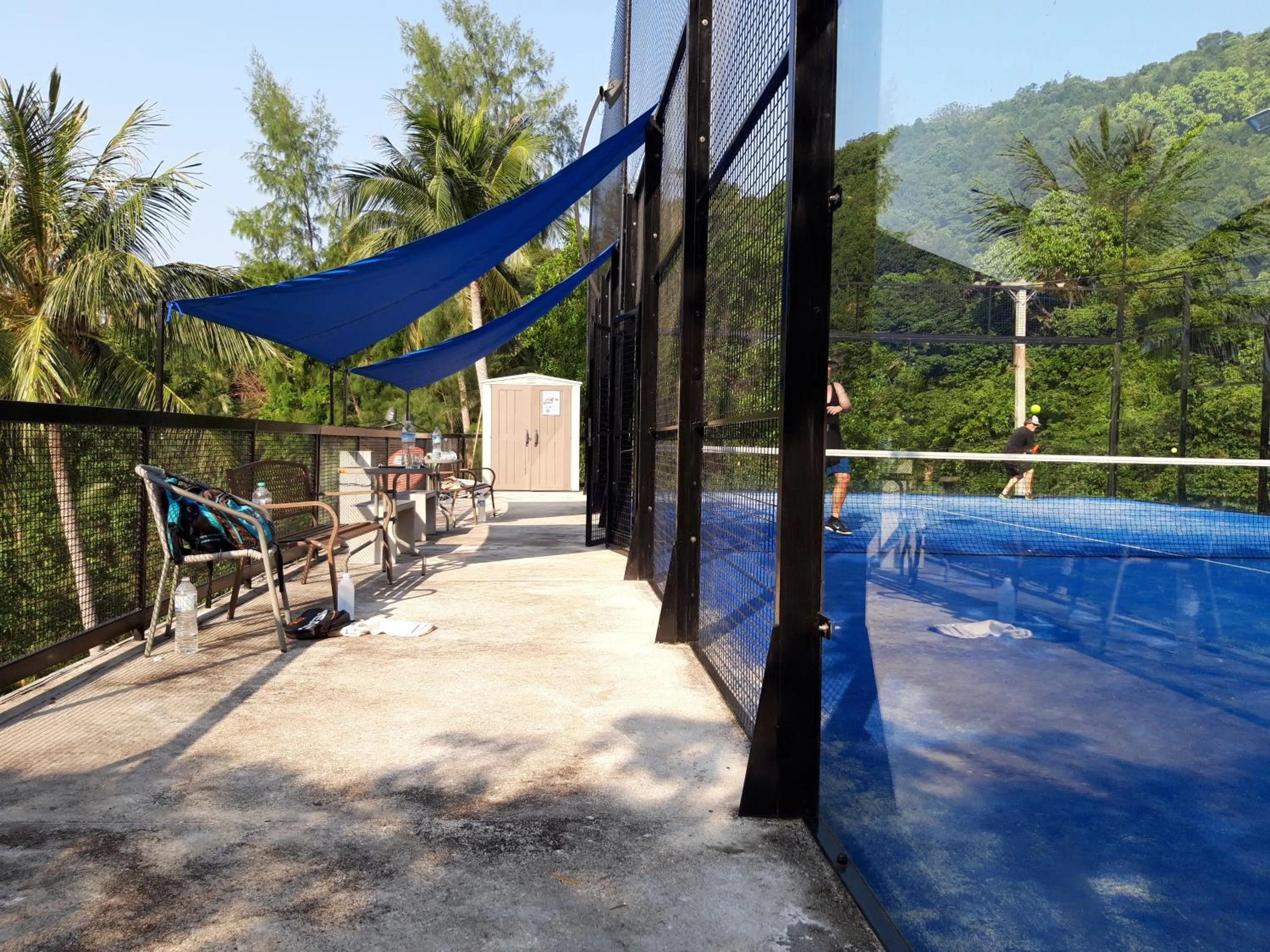 Squash in Padel Phangan Suite