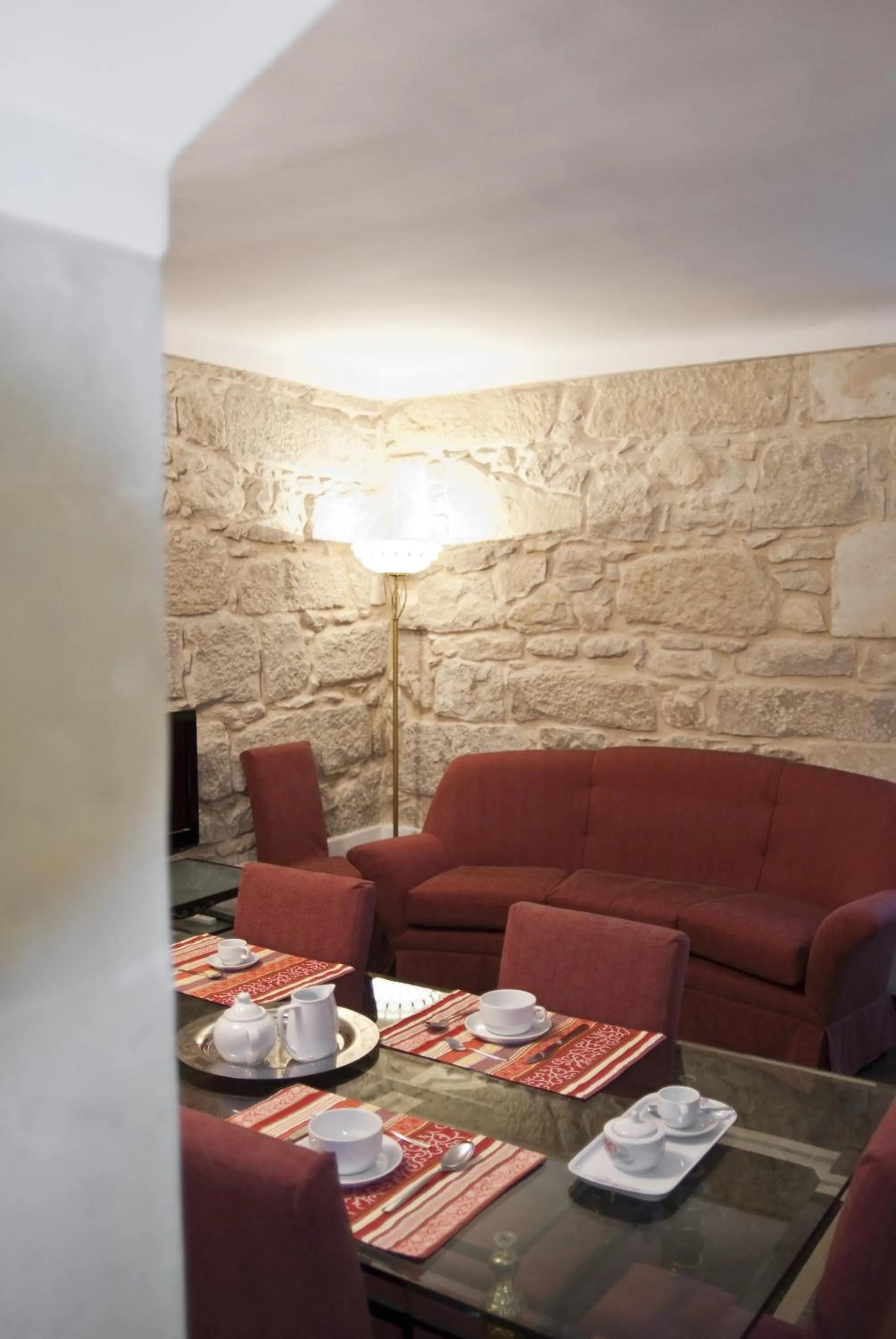 Communal lounge/ TV room in Le Sirene B&B