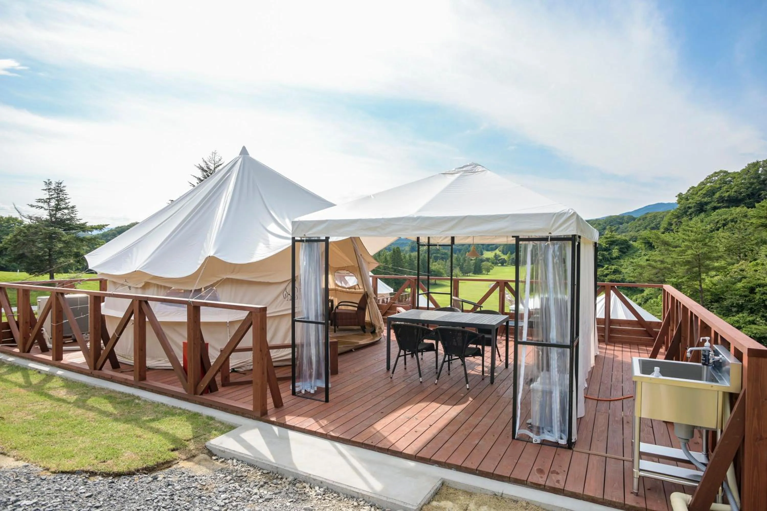 Balcony/Terrace in Hawaiians Glamping Mauna Village