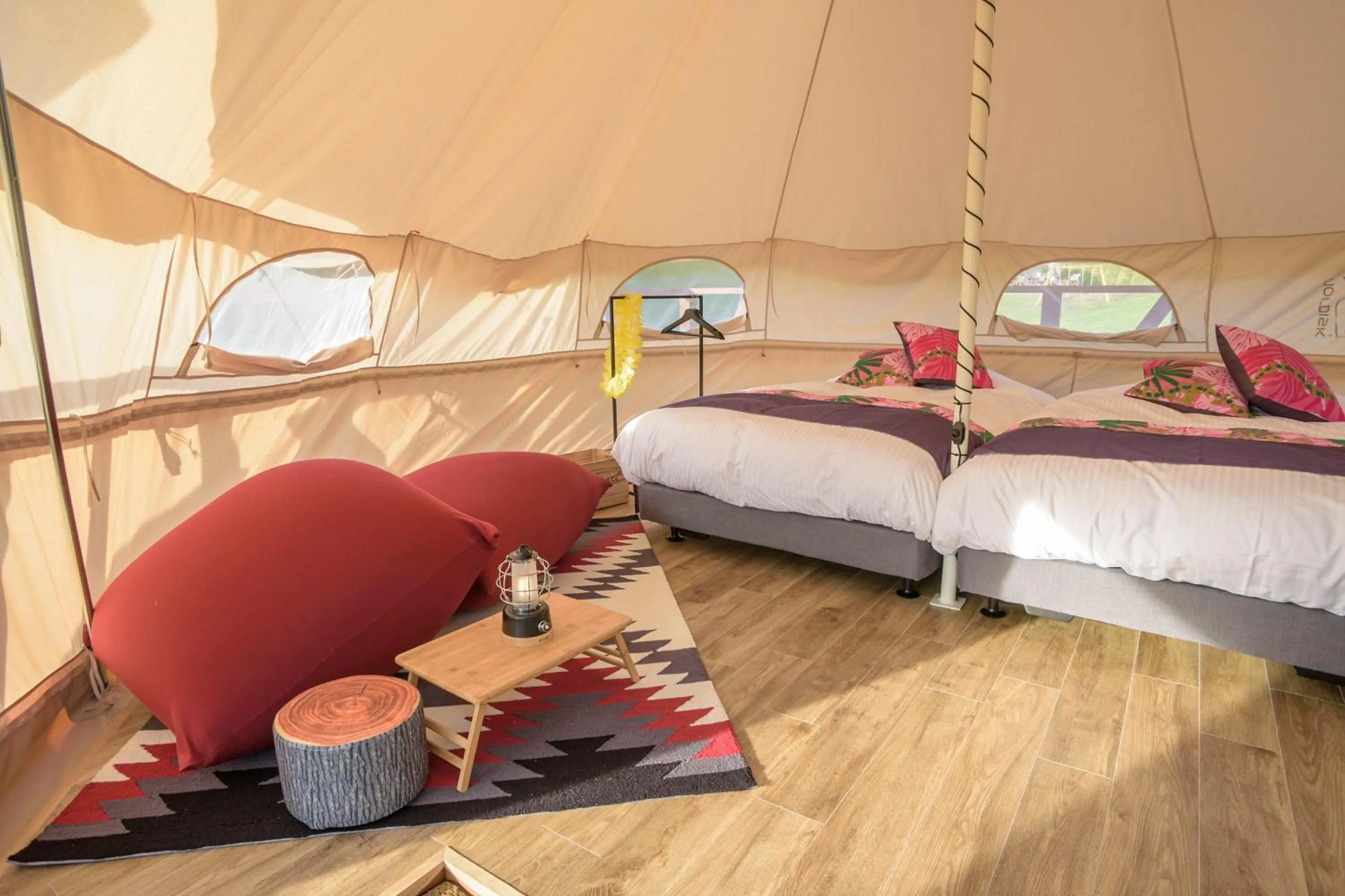 Bed in Hawaiians Glamping Mauna Village