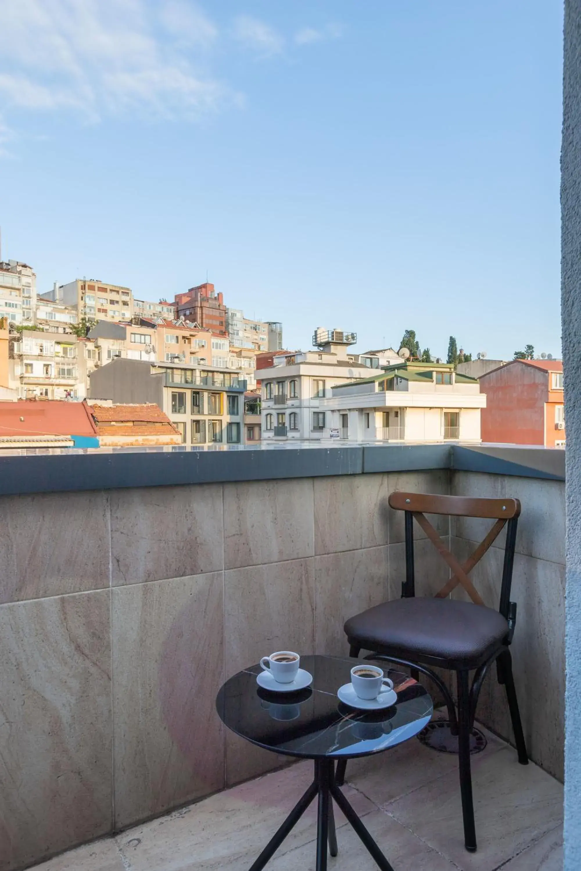 Property building in Quinnova Hotel Property building in Quinnova Hotel