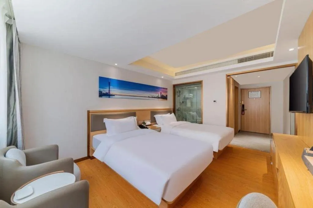 Bed in Guangzhou New Tianhe Hotel