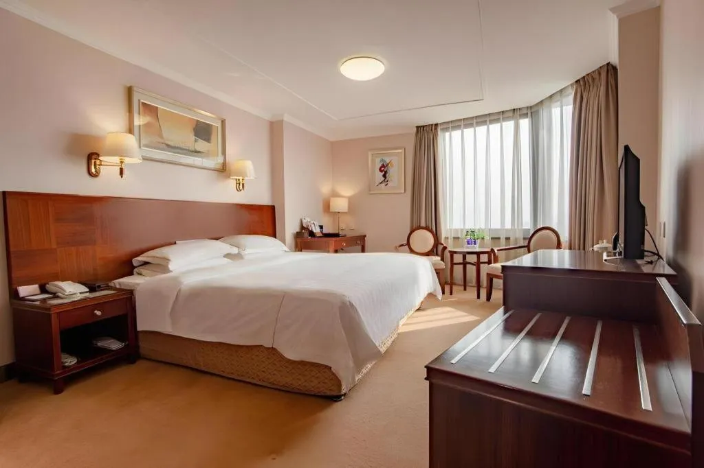 Bed in The Twenty First Century Hotel