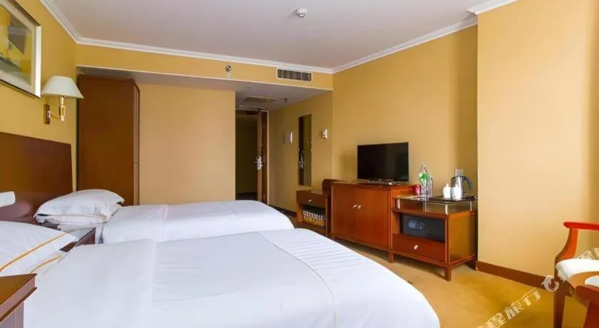 Bed in The Twenty First Century Hotel