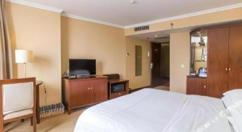 Bed in The Twenty First Century Hotel