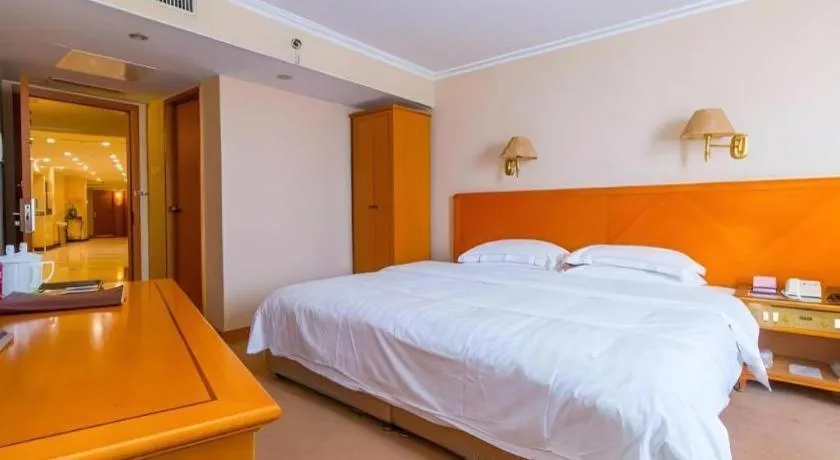 Bed in The Twenty First Century Hotel