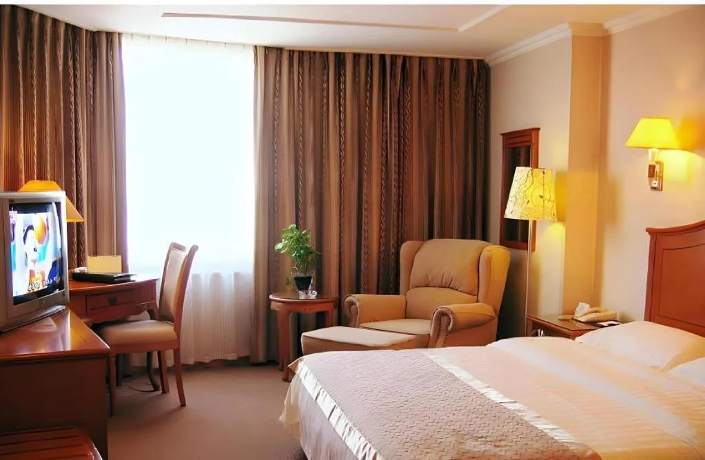 Bed in The Twenty First Century Hotel