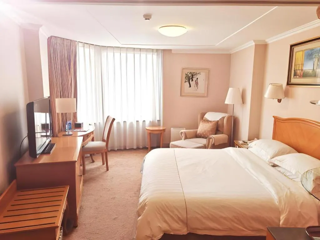 Bed in The Twenty First Century Hotel