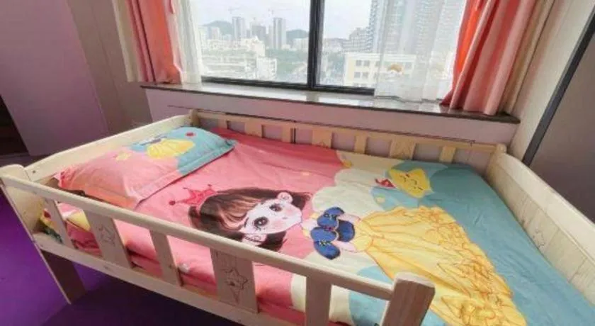 Bed in Sanya Yellow River Kyoto Hotel