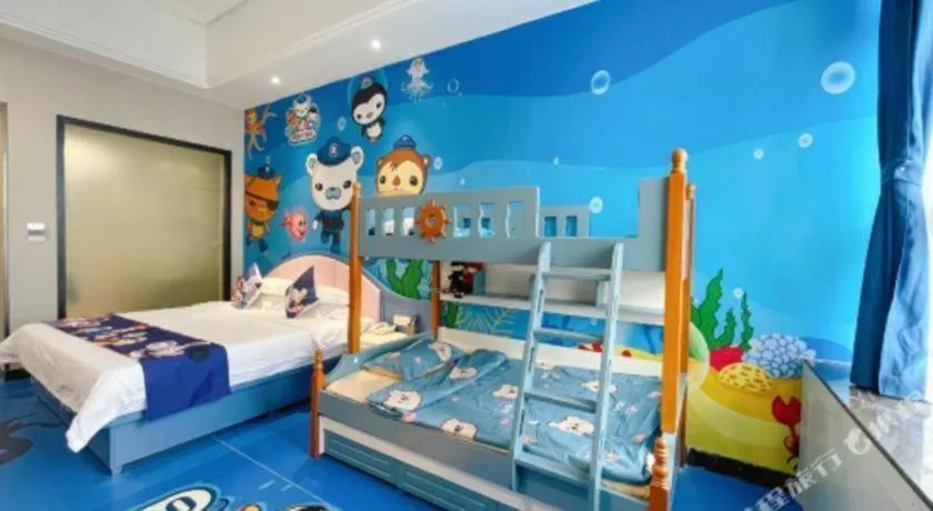 Bed in Sanya Yellow River Kyoto Hotel