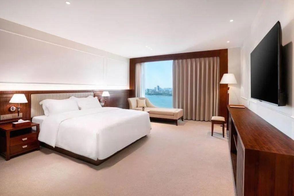 Bed in Gladden Hotel Shilong