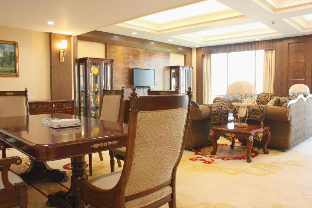 Gladden Hotel Shilong