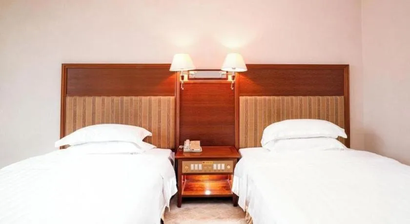 Bed in Gladden Hotel Shilong