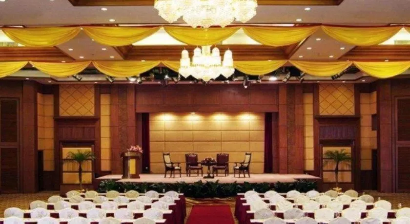 Gladden Hotel Shilong