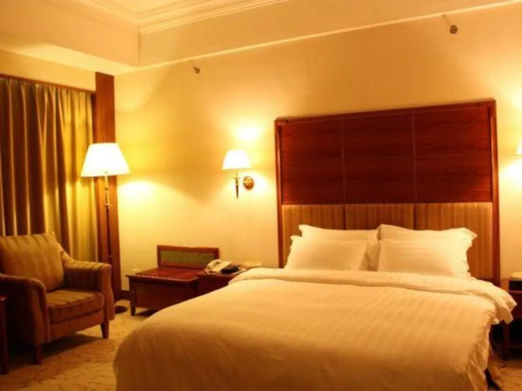 Bed in Gladden Hotel Shilong