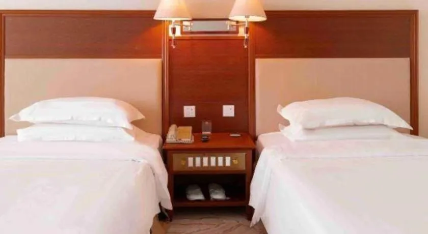 Bed in Gladden Hotel Shilong