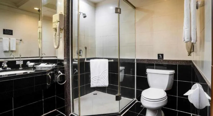 Gladden Hotel Shilong