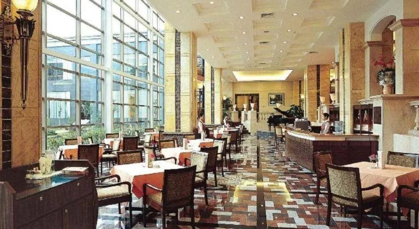 Gladden Hotel Shilong