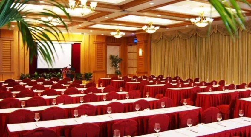 Gladden Hotel Shilong