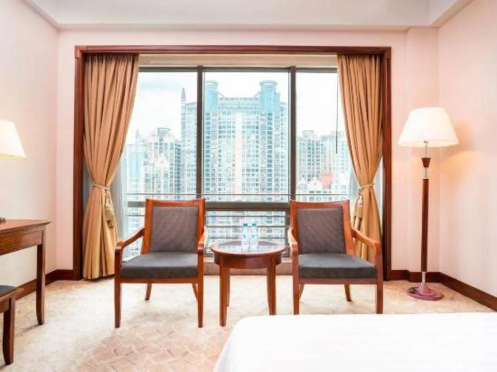 Bed in Gladden Hotel Shilong