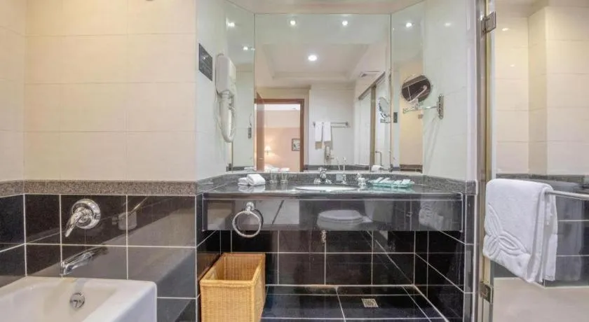 Gladden Hotel Shilong